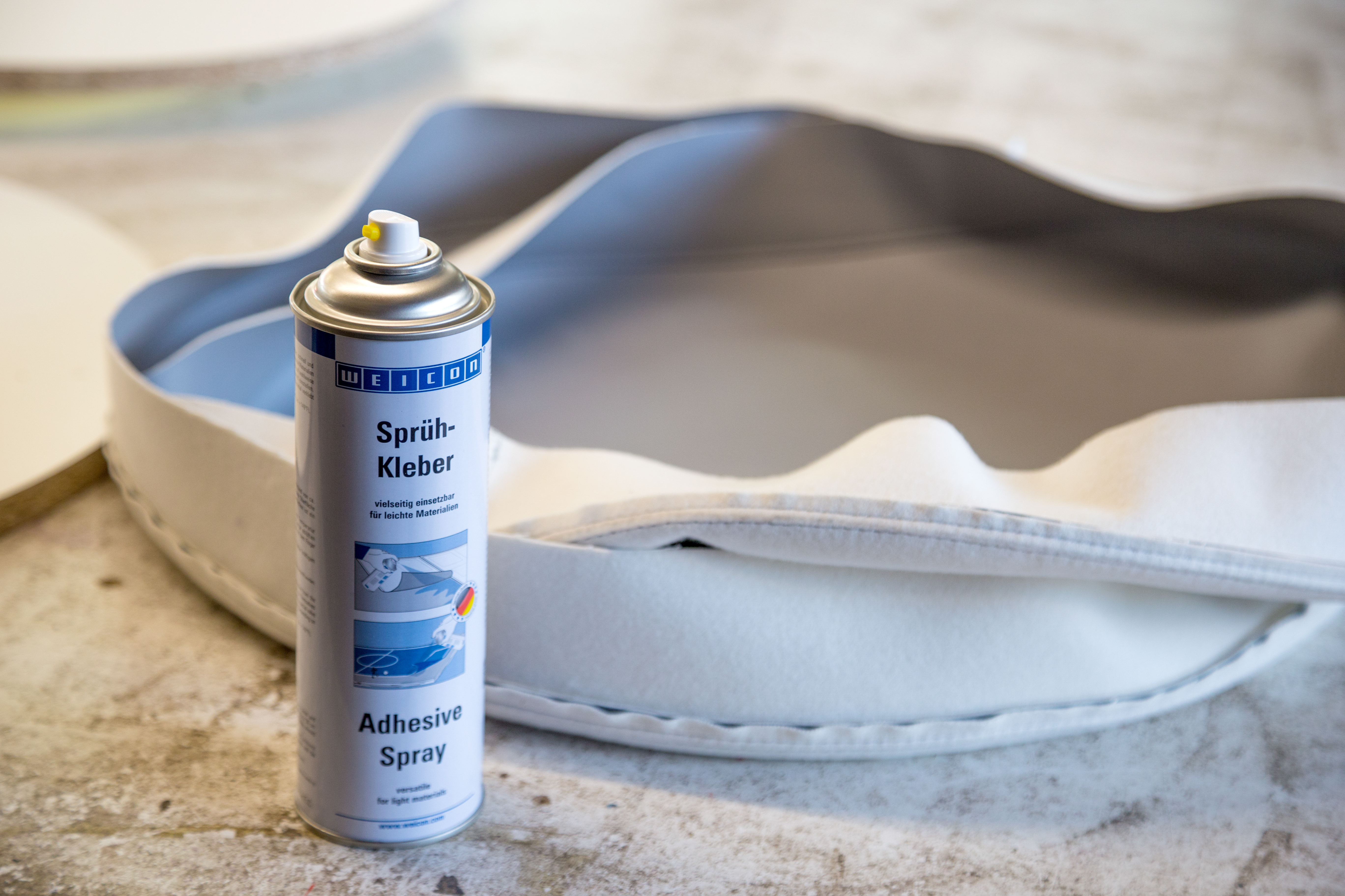 Yapıştırıcı Sprey - Güçlü | Püskürtülebilir kontak yapıştırıcı, karton ve kağıt için ideal