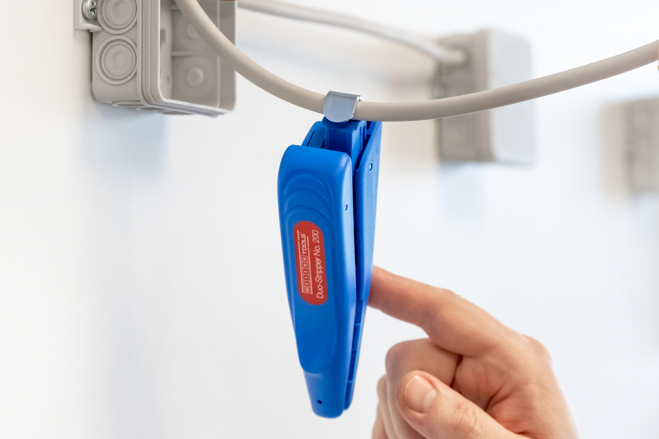 Duo-Soyucu No. 200 | Kablo kaplaması ve sıyırma için I çalışma aralığı sıyırma 0,5 - 6,0 mm² / kaplama 4 - 28 mm Ø