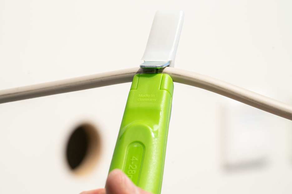Kablo Soyucu No. 4-28 H Green Line | Sürdürülebilir kablo sıyırma aleti I kanca bıçak ve koruyucu kapak I çalışma aralığı 4 - 28 mm Ø