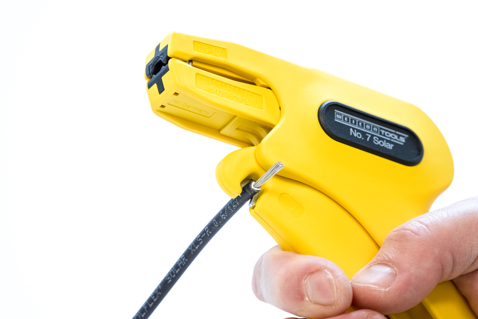 Kablo Sıyırıcı No. 7 Solar | 1,5 - 10 mm² kesitli yaygın fotovoltaik kabloların (H1Z2Z2-K gibi) sıyrılması ve kaplanması için