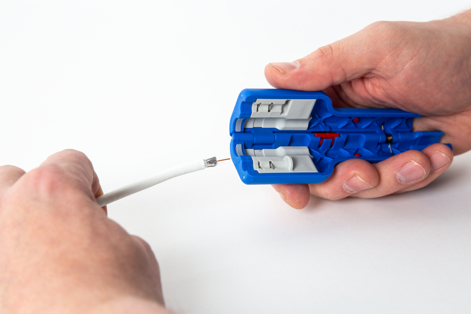 Coax Soyucu No.1 F Plus - Mini veya midi koaksiyel kablolar için | Koaksiyel kabloları soymak ve sıyırmak için