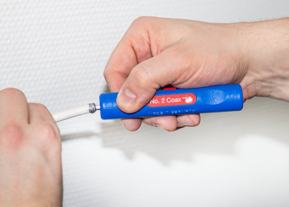 Coax Soyucu No. 2 | Koaksiyel kabloların soyulması ve sıyrılması için I çalışma aralığı 4,8 - 7,5 mm Ø