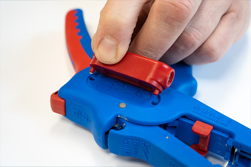 pliers, scissor, hand tool, blue, red