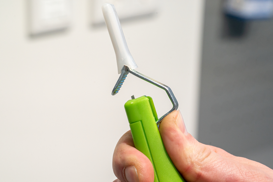 Kablo Soyucu No. 4-28 H Green Line | Sürdürülebilir kablo sıyırma aleti I kanca bıçak ve koruyucu kapak I çalışma aralığı 4 - 28 mm Ø