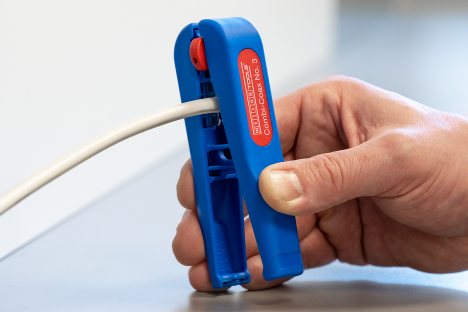 Combi Coax-Soyucu No. 3 | Koaksiyel kabloların soyulması ve sıyrılması için I yan keski dahil I çalışma aralığı 4,8 - 7,5 mm Ø