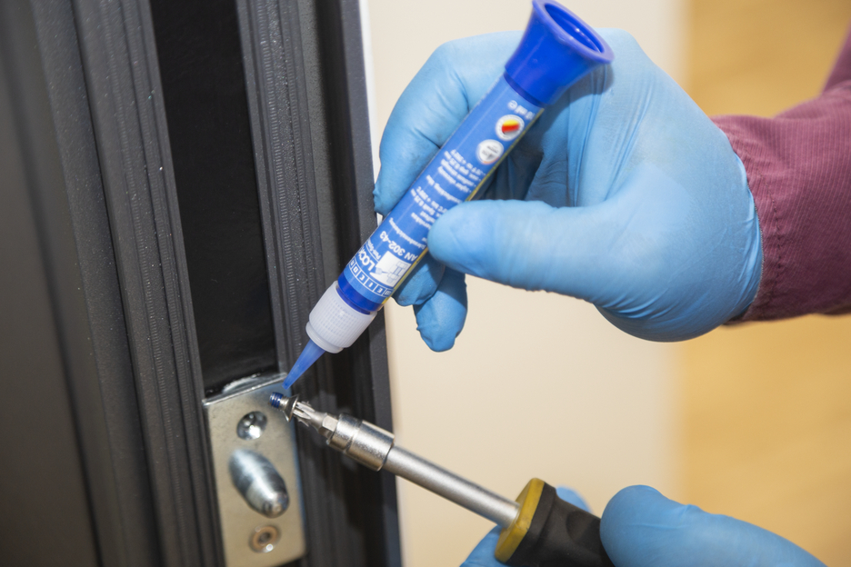 WEICONLOCK® AN 302-43 Cıvata Sabitleyici | Orta mukavemetli, daha yüksek viskoziteli, içme suyu onaylı